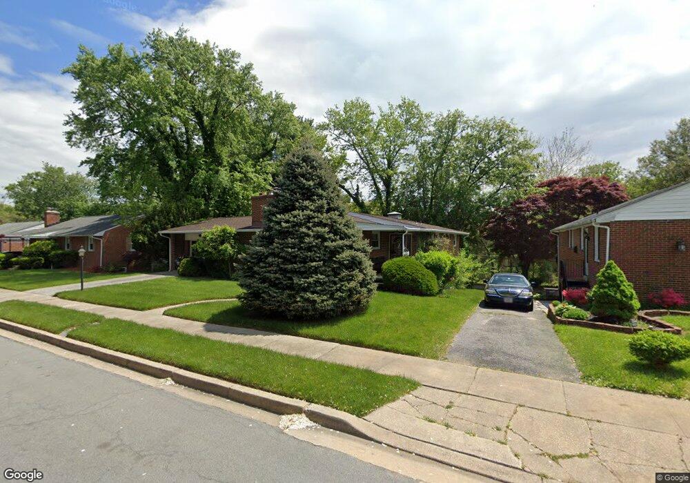 6725 Collinsdale Rd, Parkville, MD 21234 - photo 1