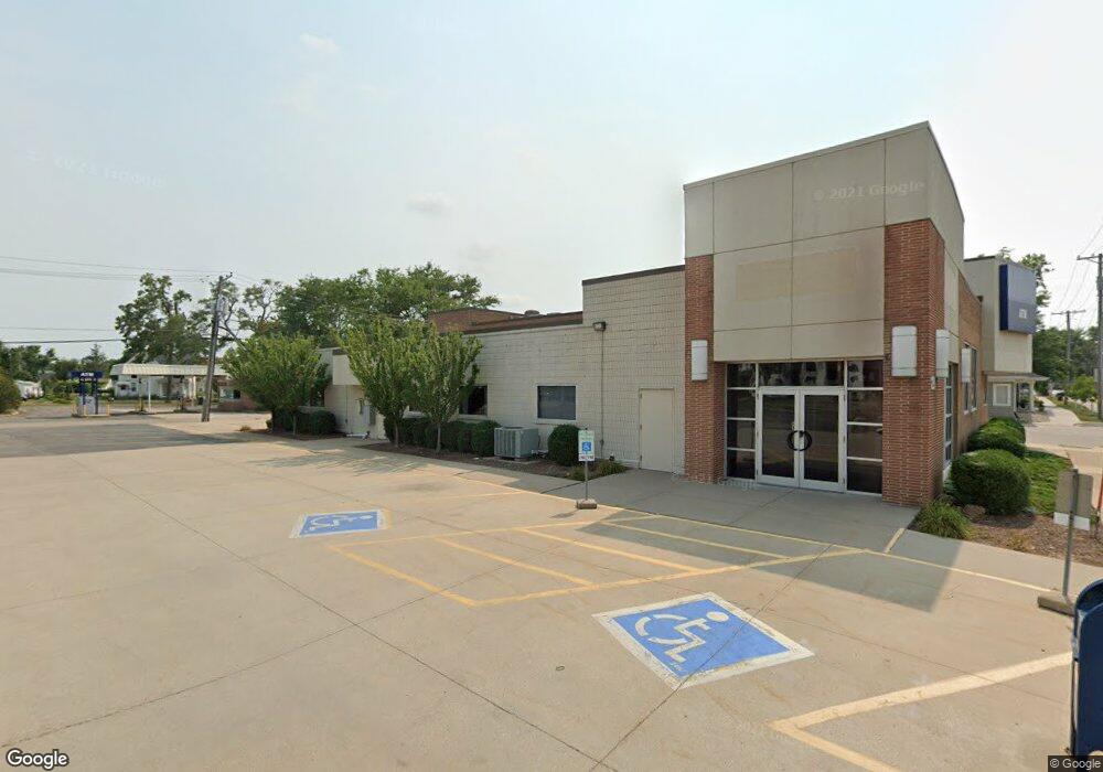 129 16th Ave SW, Cedar Rapids, IA 52404 - photo 1