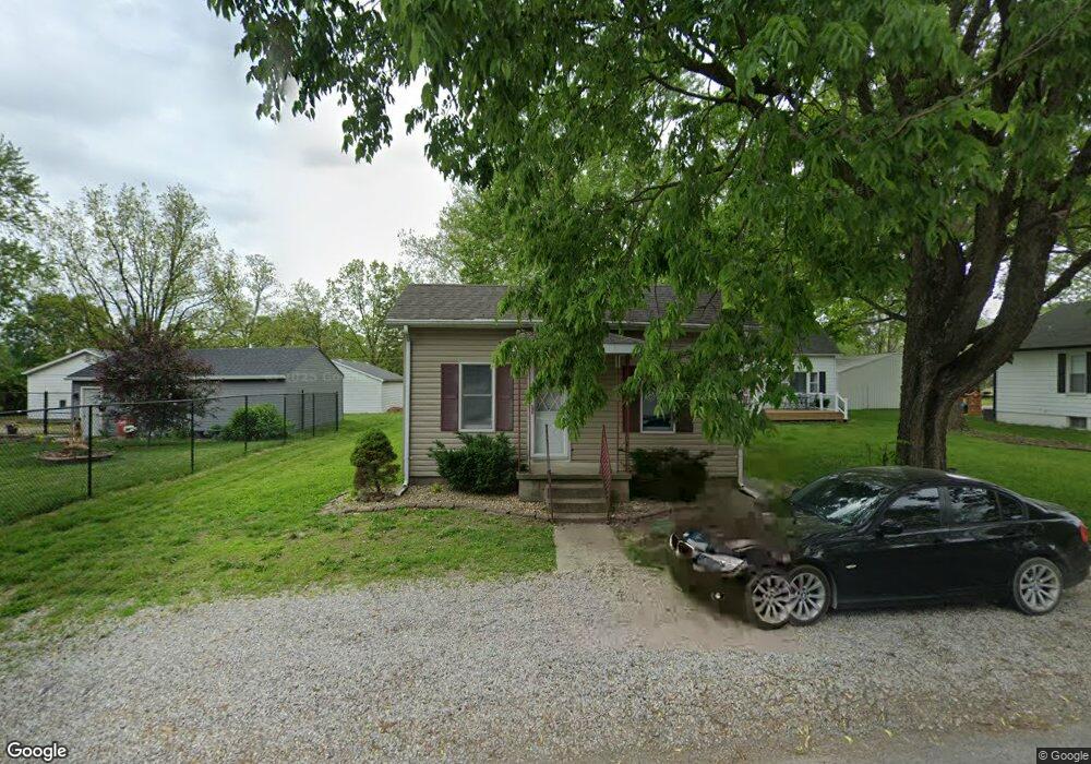 206 E Apple St, Freeburg, IL 62243 - photo 1