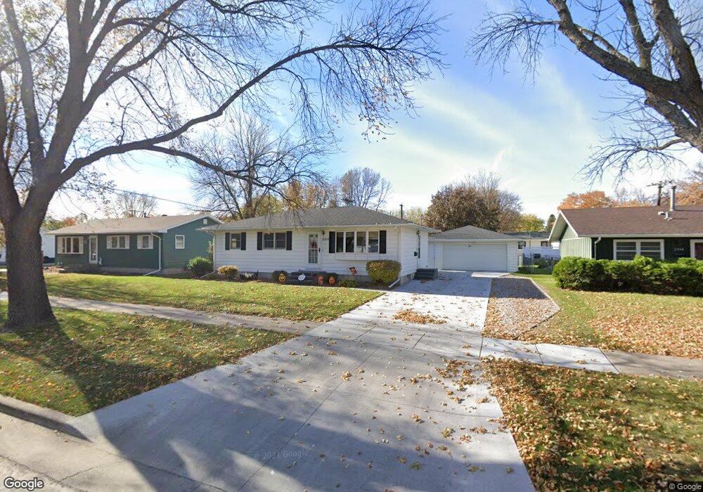 2008 S 20th St, Grand Forks, ND 58201 - photo 1