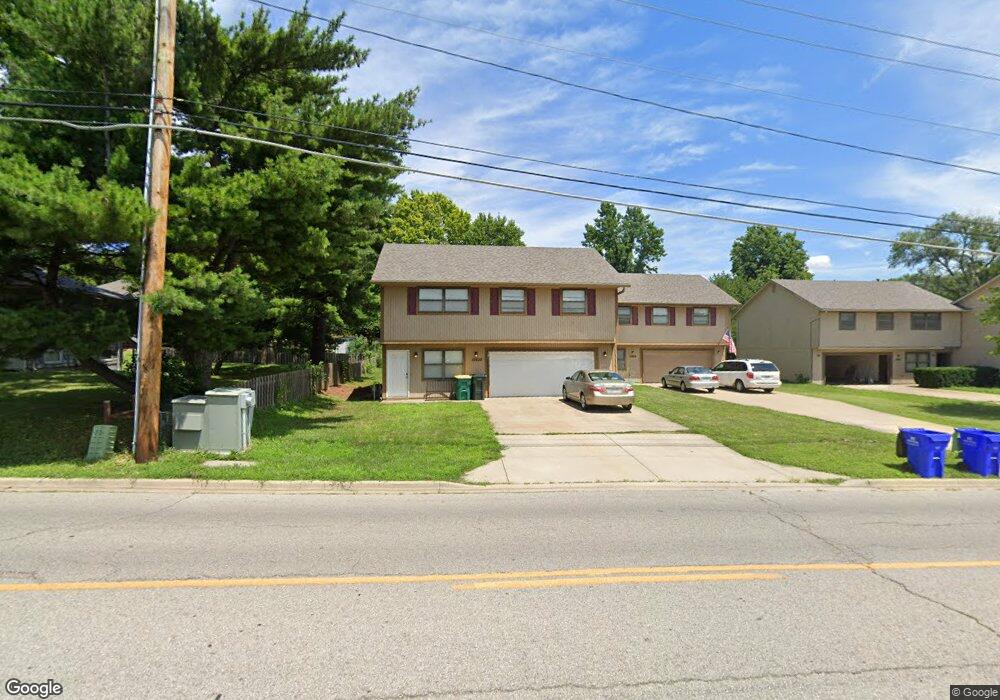 13820 W 63rd St, Shawnee, KS 66216 - photo 1