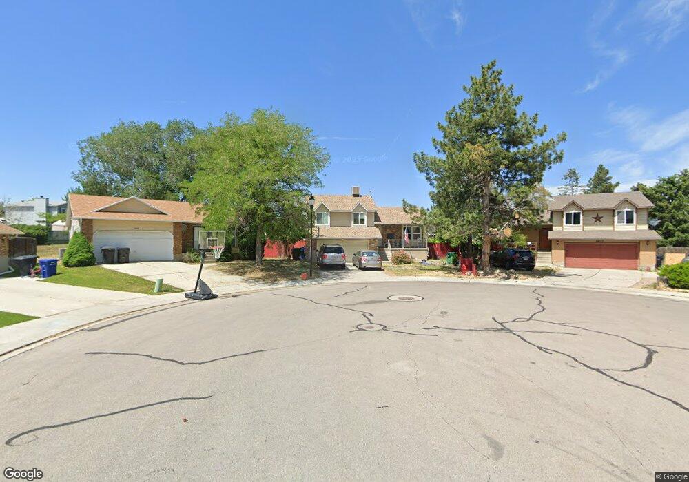 6635 S Milfoil Cir, West Jordan, UT 84081 - photo 1