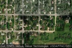 440 S 2nd St, Bird Island, MN 55310