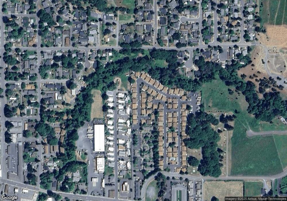 103 Rogue Ln, Rogue River, OR 97537 - photo 1