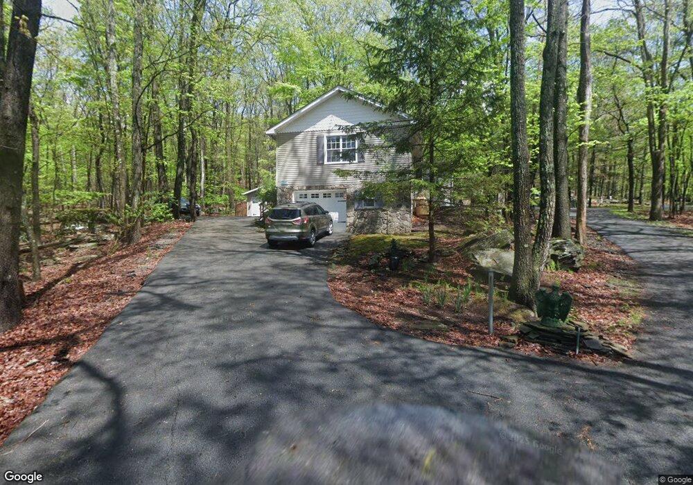 501 Highland St, Hawley, PA 18428 - photo 1