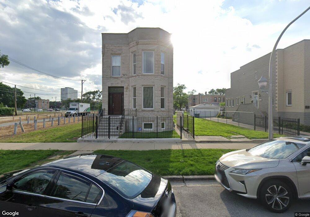 4634 S Champlain Ave, Chicago, IL 60653 - photo 1