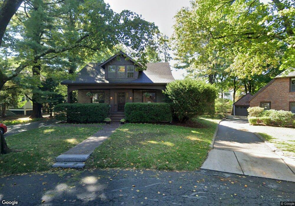 10 Bonaire Cir, Waban, MA 02468 - photo 1