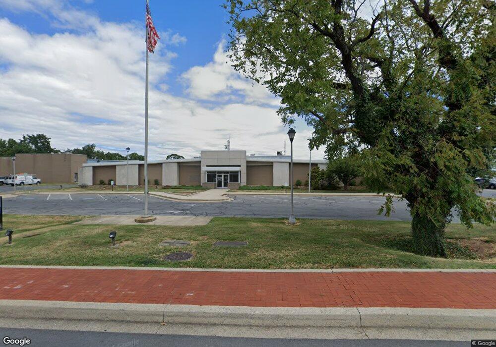 421 E Patrick St, Frederick, MD 21701 - photo 1