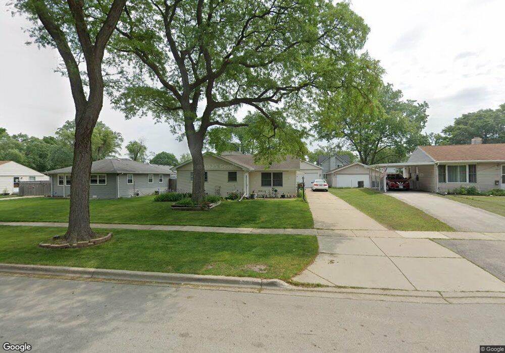 2402 Flicker Ln, Rolling Meadows, IL 60008 - photo 1