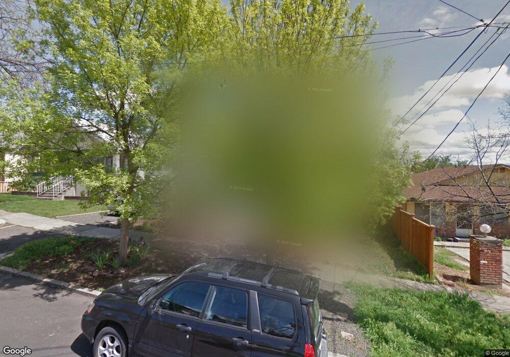 416 NW 8th St, Pendleton, OR 97801 - photo 1