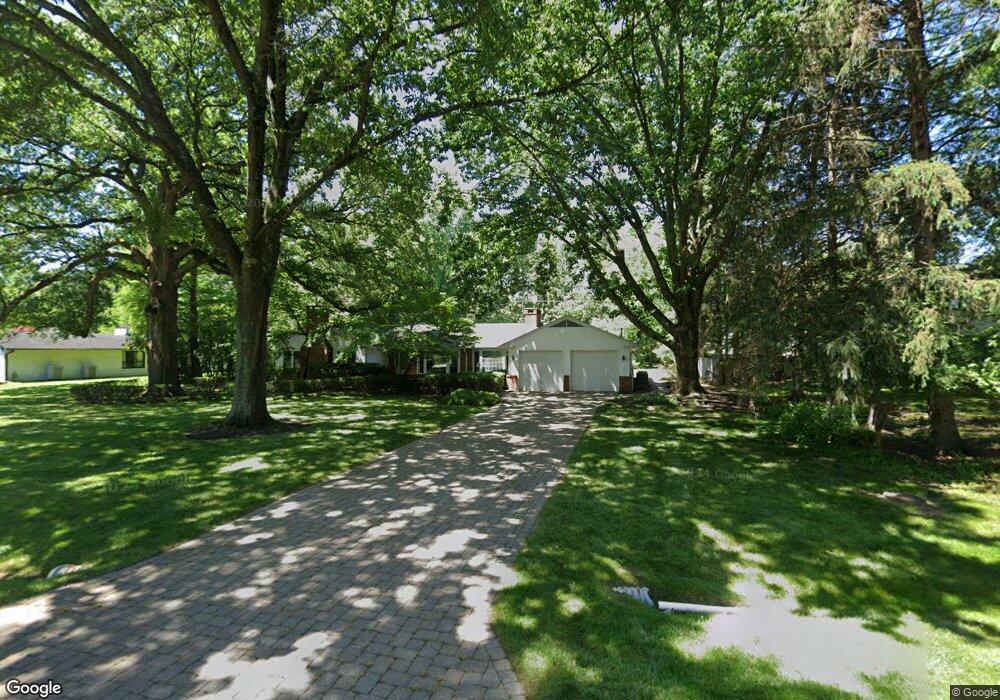 595 Old Farm Rd, Columbus, OH 43213 - photo 1