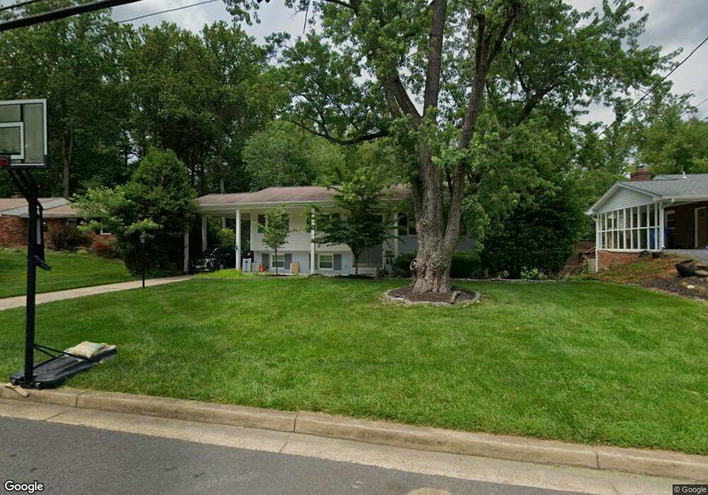 9308 Santayana Dr, Fairfax, VA 22031 - photo 1