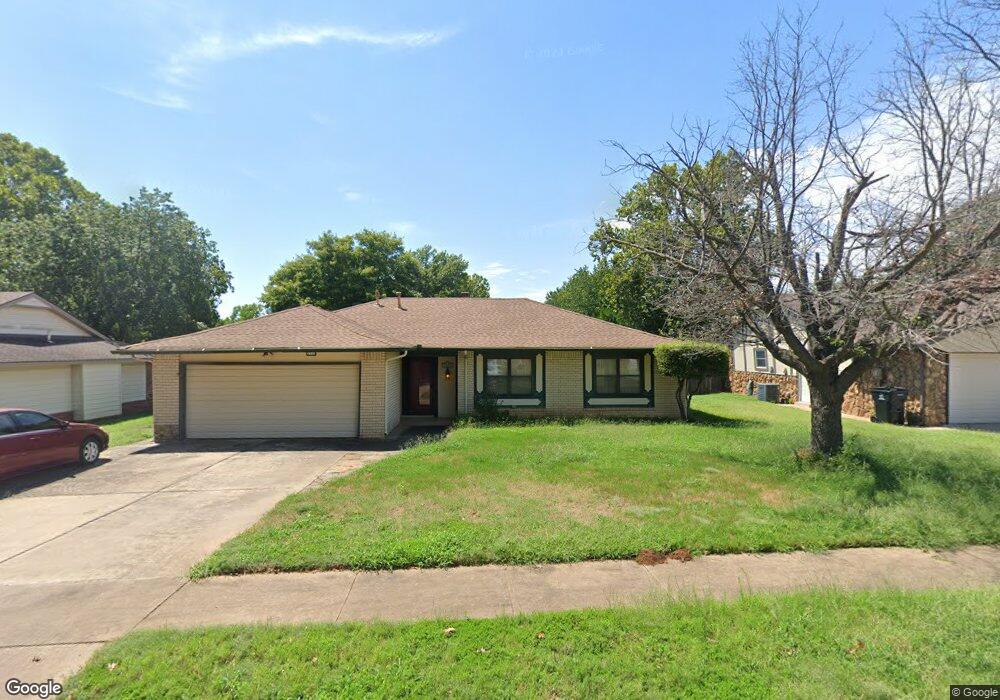 5712 S Birch Ave, Broken Arrow, OK 74011 - photo 1