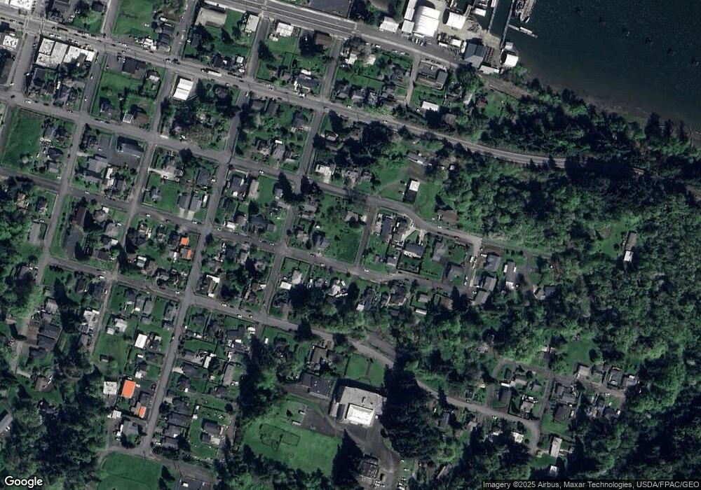 318 E 6th St, Rainier, OR 97048 - photo 1