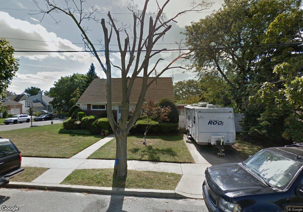 771 Franklin Place, Franklin Square, NY 11010 - photo 1