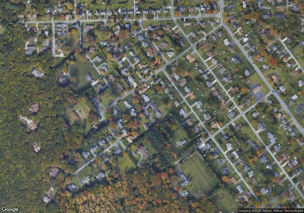 327 Dickinson St, Johnstown, PA 15905 - photo 1