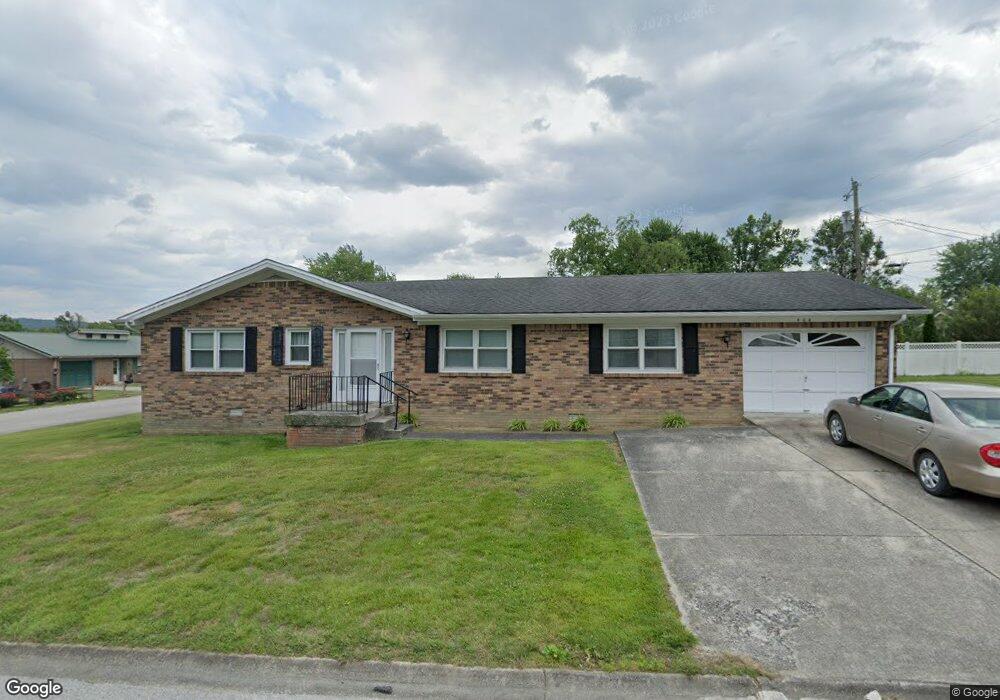 404 Pinnacle St, Berea, KY 40403 - photo 1