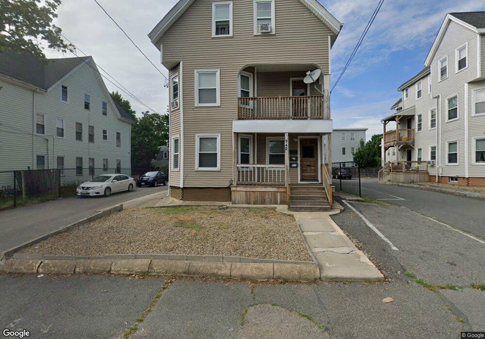 342 Crescent St unit 2, Brockton, MA 02302 - photo 1