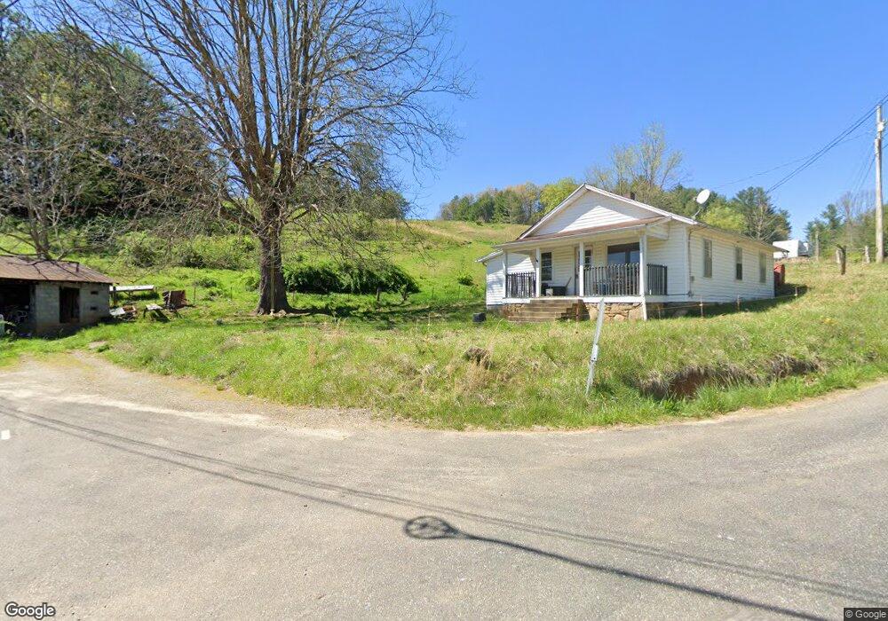 606 Mckinney Rd, Burnsville, NC 28714 - photo 1