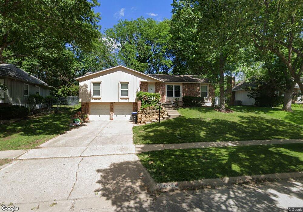 3224 SW MacVicar Ave, Topeka, KS 66611 - photo 1