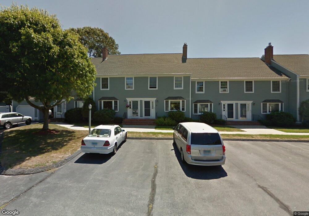 611 Ocean Ave unit D2, New London, CT 06320 - photo 1