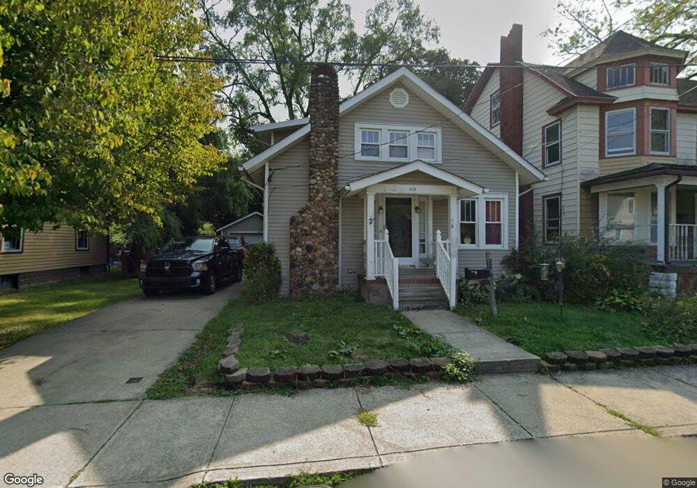 302 Cleveland Ct, Conneaut, OH 44030 - photo 1