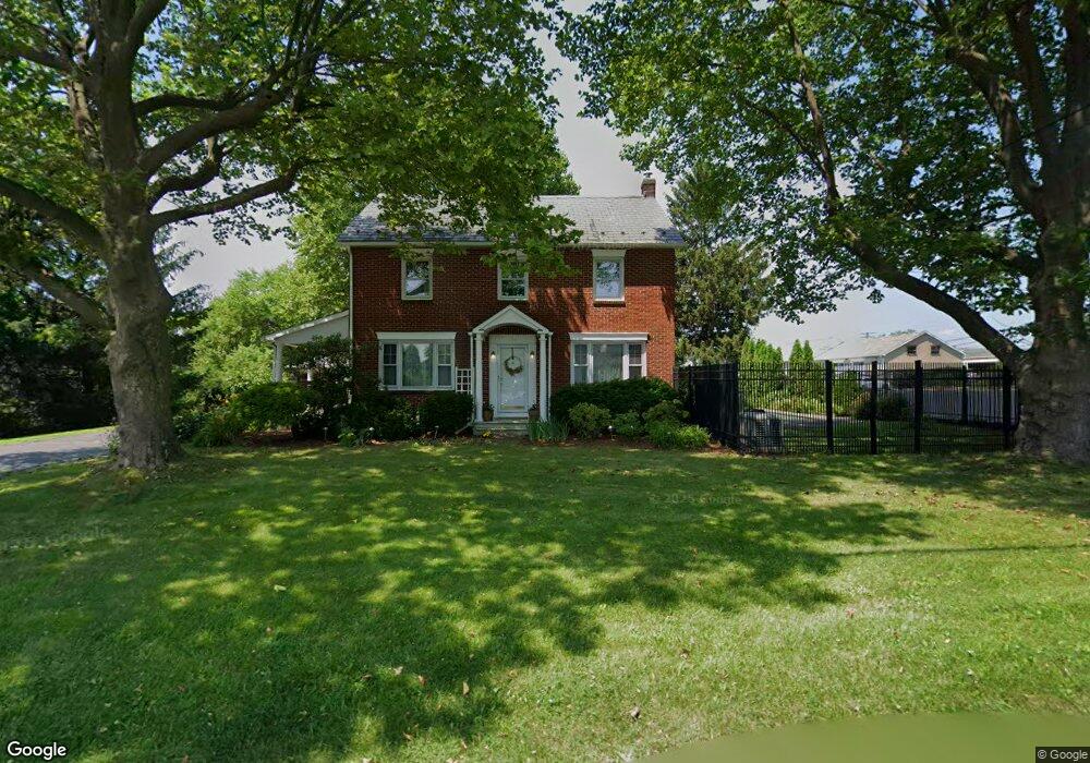 983 Bushkill Center Rd, Nazareth, PA 18064 - photo 1