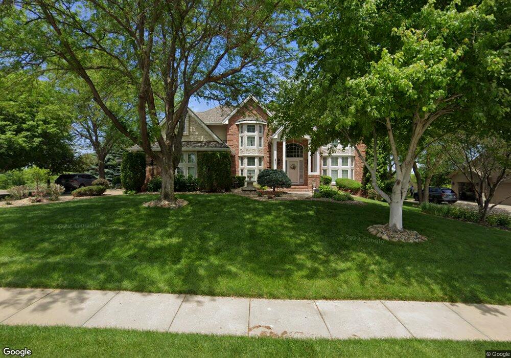 16910 H Cir, Omaha, NE 68135 - photo 1