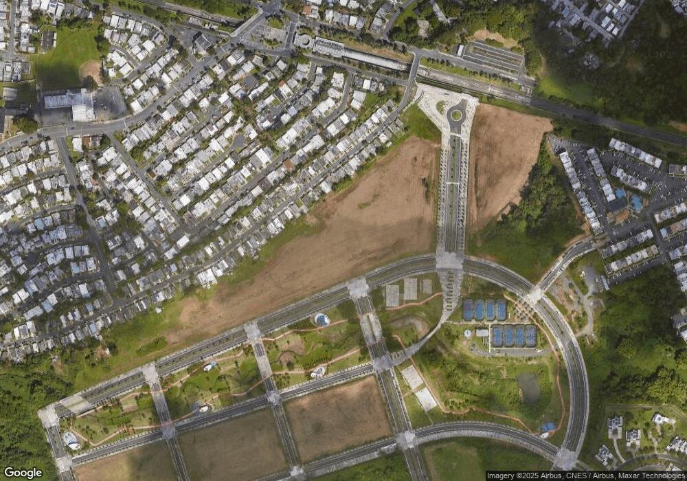 9 Riviera Park View unit 8, Bayamon, PR 00959 - photo 1