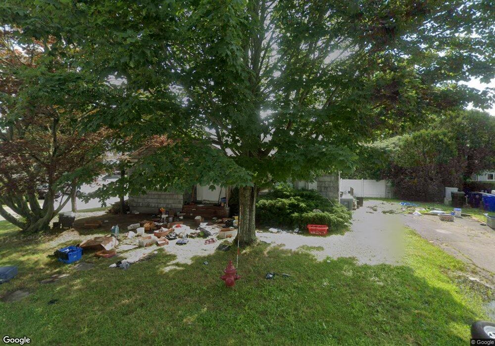 25 Howland St, South Dartmouth, MA 02748 - photo 1