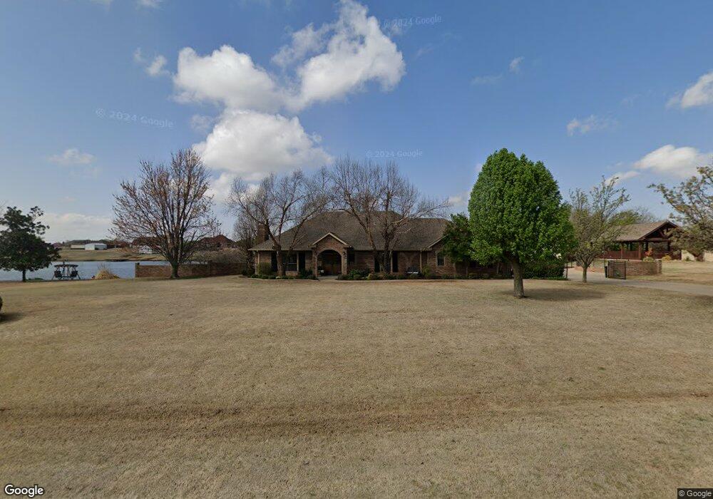 1405 Clear Creek Rd, Moore, OK 73160 - photo 1