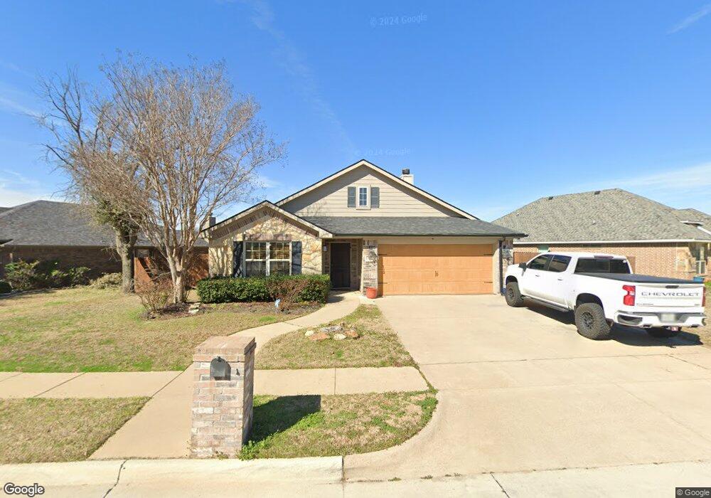 202 Jacinth Ln, Granbury, TX 76049 - photo 1