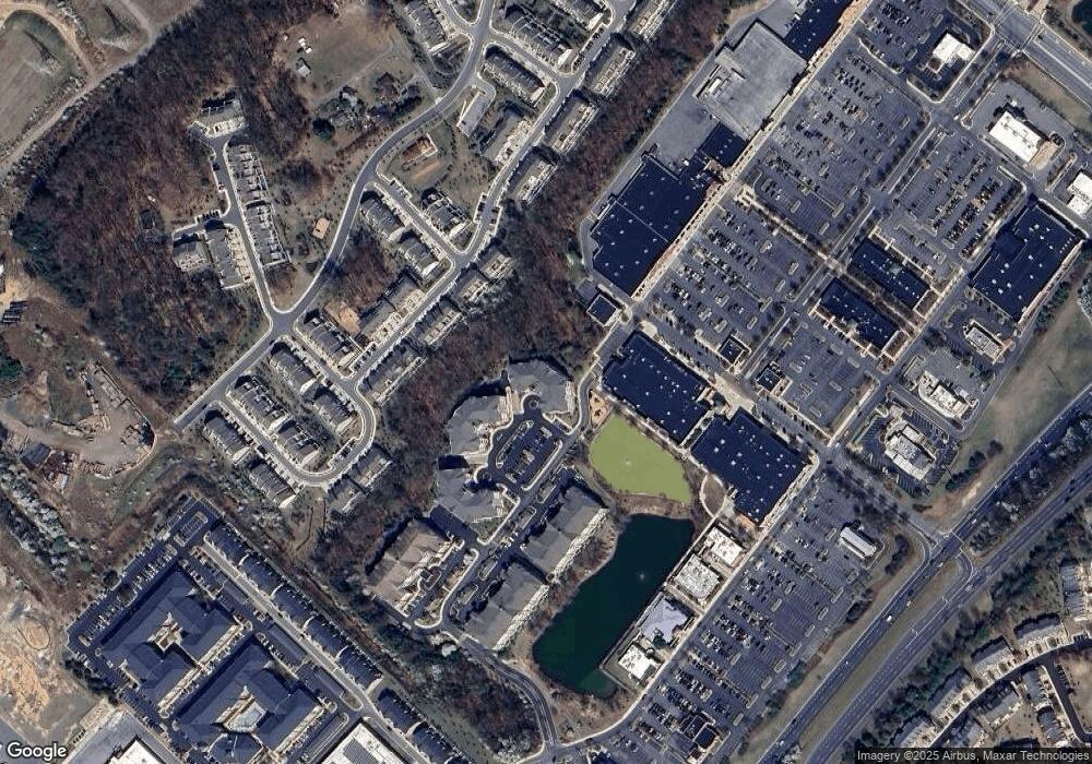 2610 Chapel Lake Dr unit 409, Gambrills, MD 21054 - photo 1