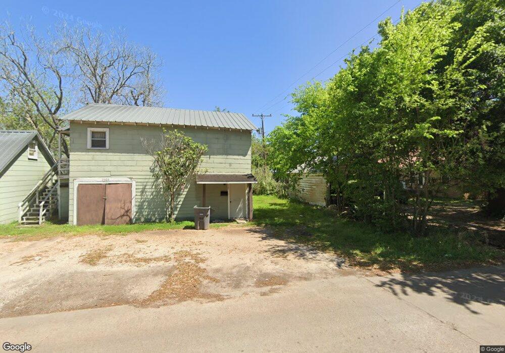 2207 Avenue C, Bay City, TX 77414 - photo 1