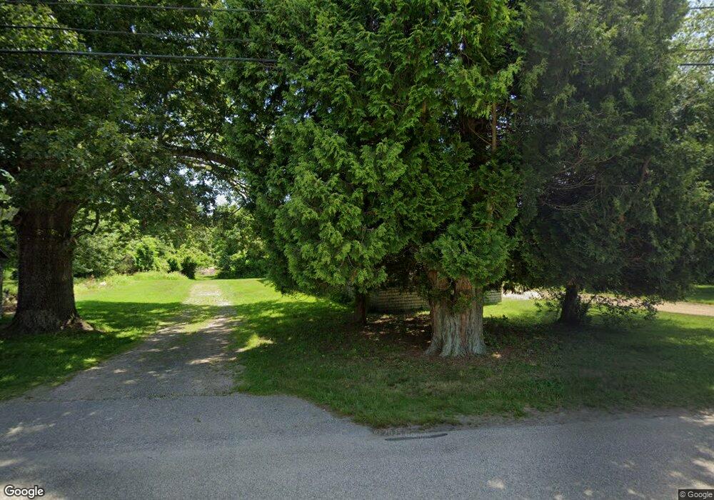 465 Old Boston Neck Rd, Saunderstown, RI 02874 - photo 1