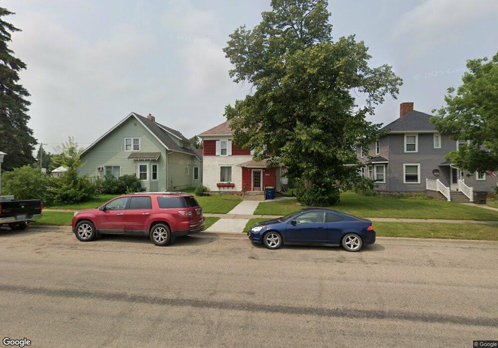 507 1st Ave N, Jamestown, ND 58401 - photo 1