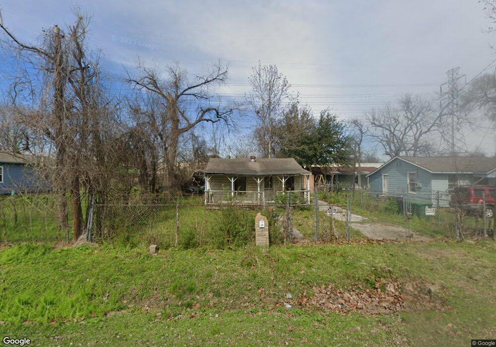 2119 Creston Dr, Houston, TX 77026 - photo 1