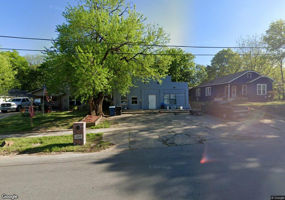 214 E Hull St, Denison, TX 75021 - photo 1