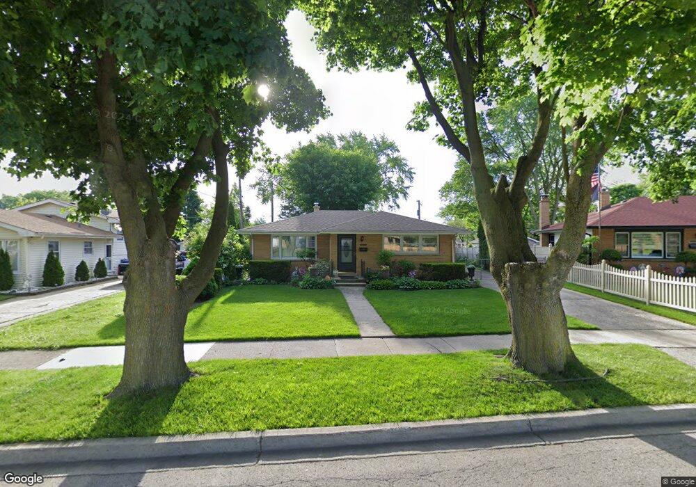 2207 W Grove Ave unit 2, Waukegan, IL 60085 - photo 1