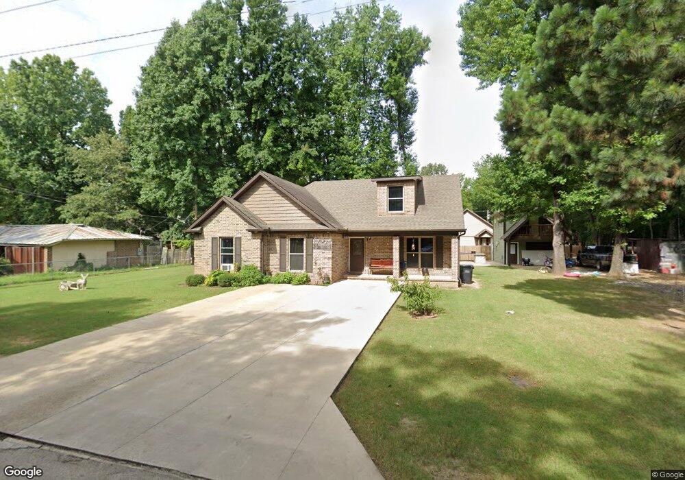1011 Lawrence St, Jonesboro, AR 72401 - photo 1