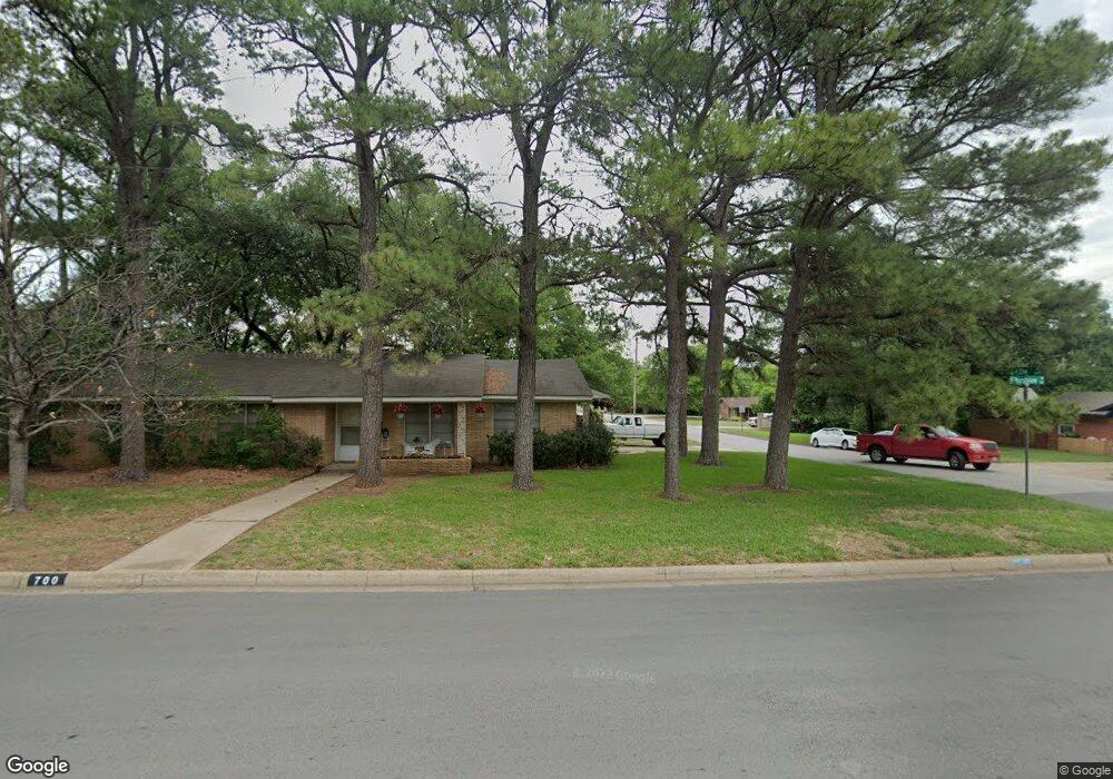 700 Hurstview Dr, Hurst, TX 76053 - photo 1