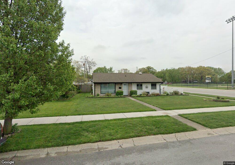 621 W Oak Place, Griffith, IN 46319 - photo 1