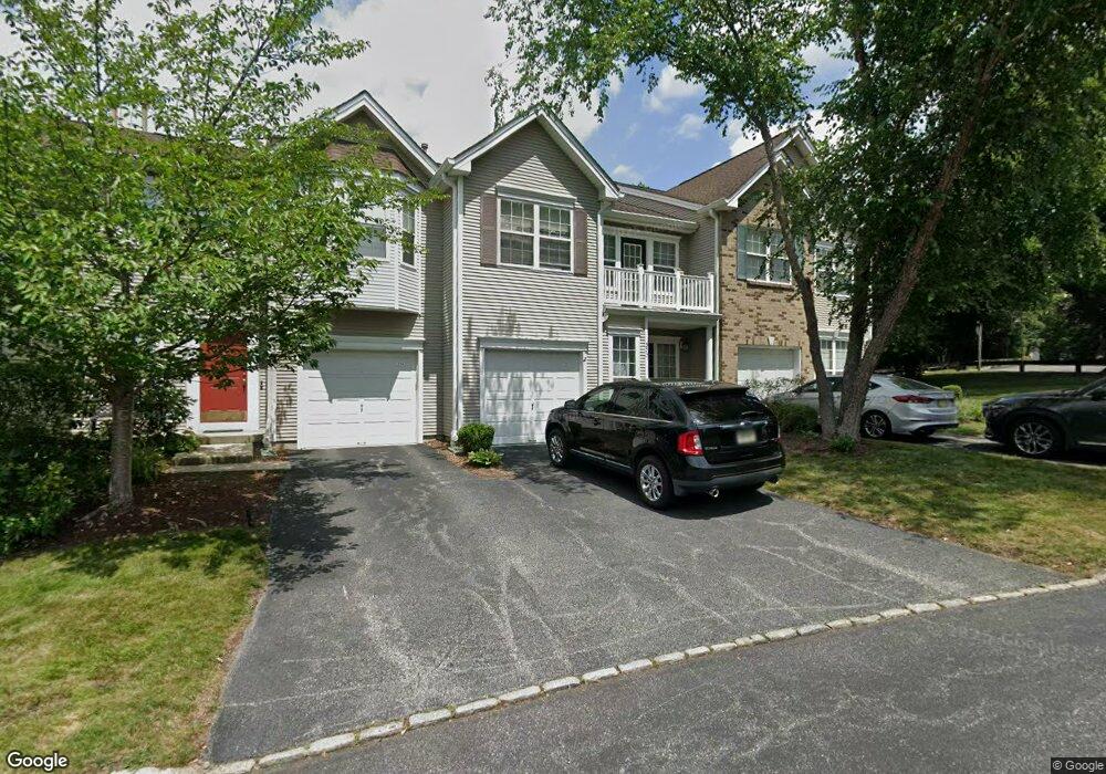 353 Pocono Ct, Mahwah, NJ 07430 - photo 1