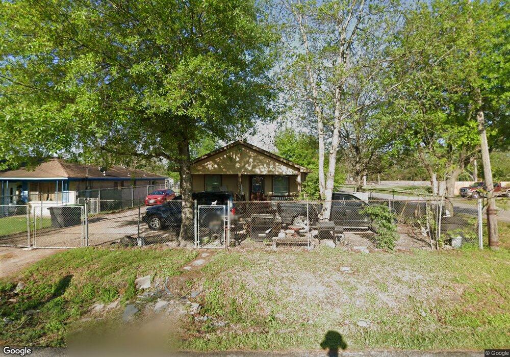 7421 Shotwell St, Houston, TX 77028 - photo 1