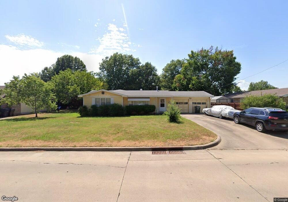 1307 N Dorothy Ave, Claremore, OK 74017 - photo 1