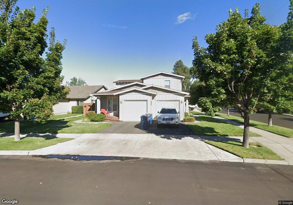 898 NE Hidden Valley Dr unit 1, Bend, OR 97701 - photo 1