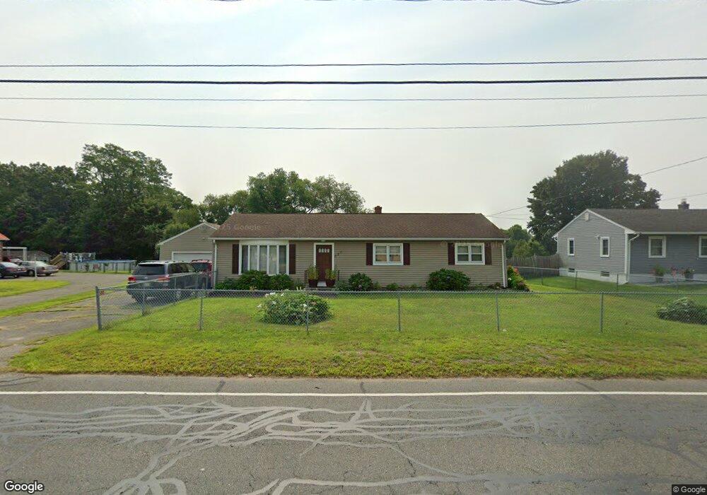 220 West St, Ludlow, MA 01056 - photo 1