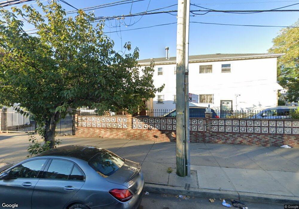 11044 Sutphin Blvd, Jamaica, NY 11435 - photo 1