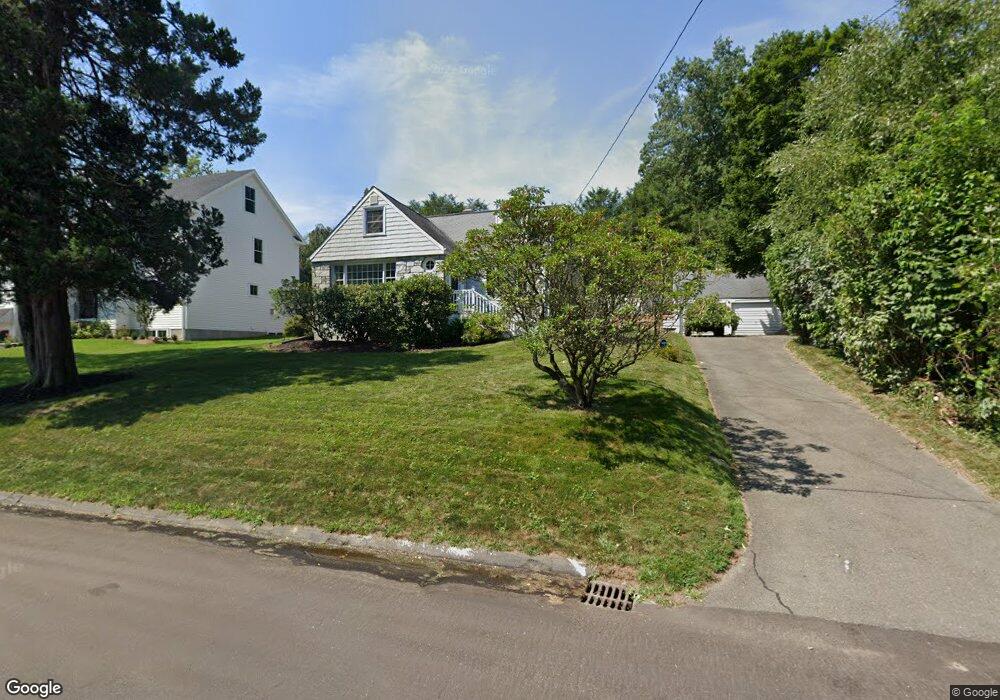 70 Flax Rd, Fairfield, CT 06824 - photo 1