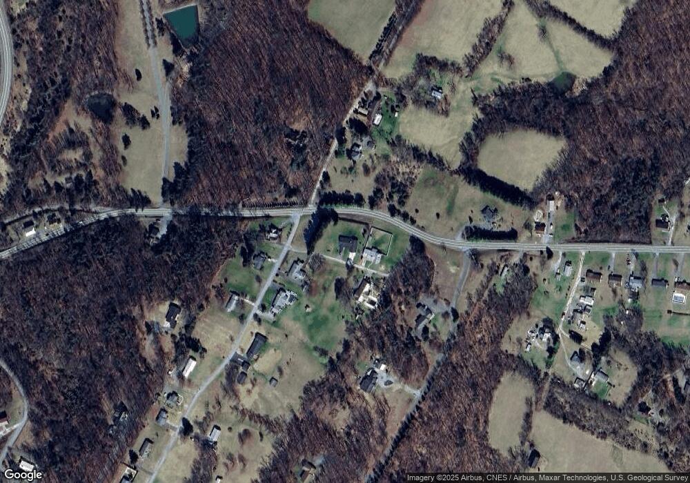 45 Hampton Grove Dr, Berkeley Springs, WV 25411 - photo 1